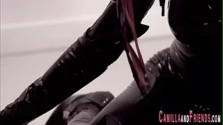 Kinky tgirl encircling latex fucking